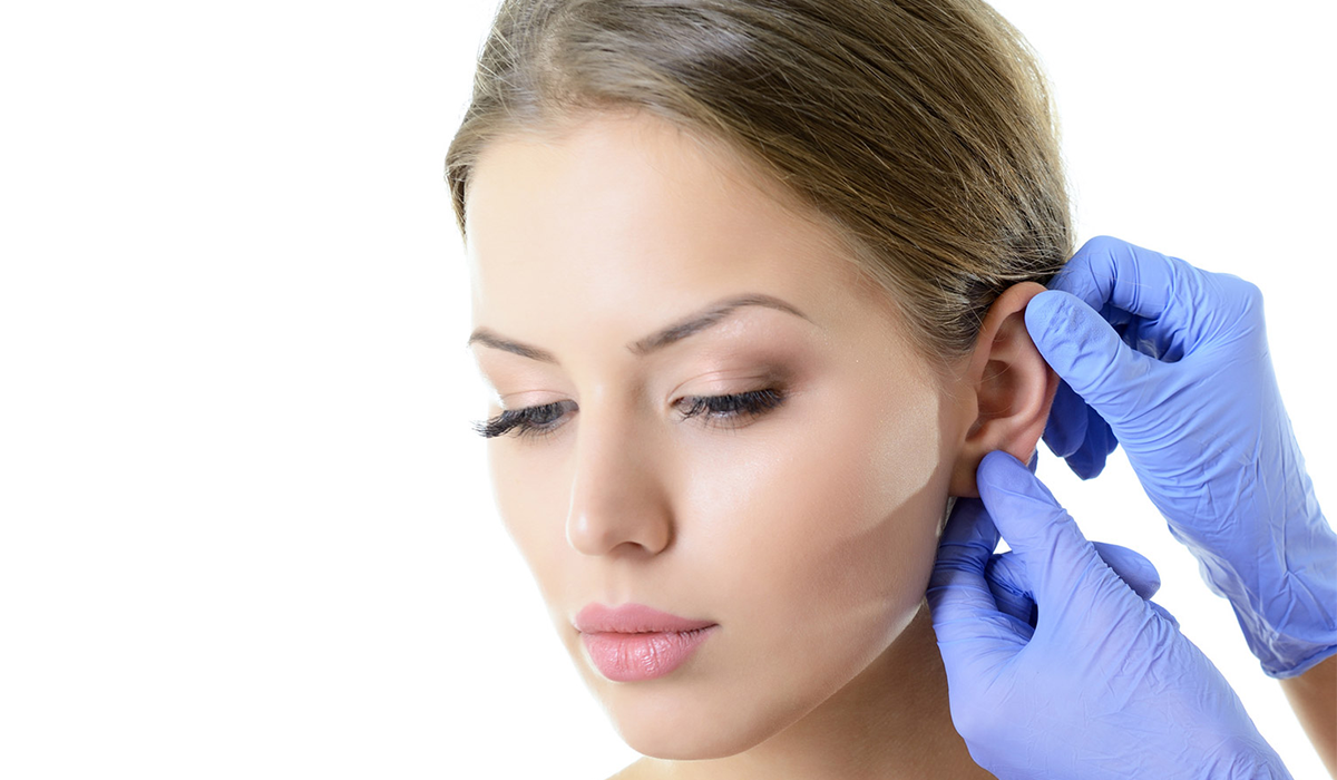 عملية تجميل الأذن لتحسين شكل وحجم الأذن مع الوجه