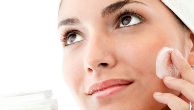 علاج احمرار الوجه بعد التقشير