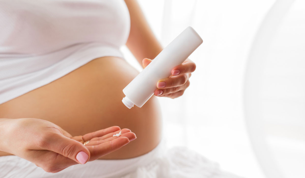 كريمات التفتيح اثناء الحمل.. ما يجب استخدامه وتجنبه للحفاظ على صحة طفلك