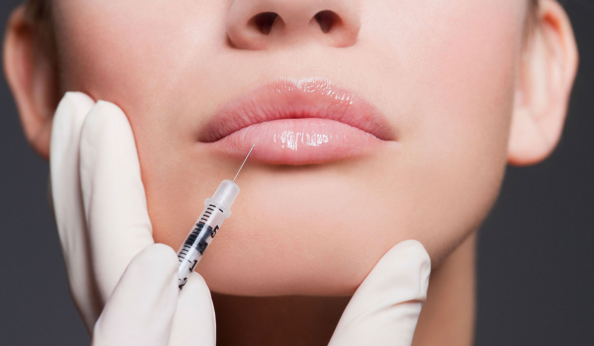 بعد حقن الفيلر للشفاه، نصائح وإرشادات هامة لنتائج أفضل وأسرع، Light Clinic